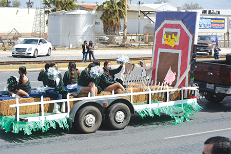 alamo parade 0226