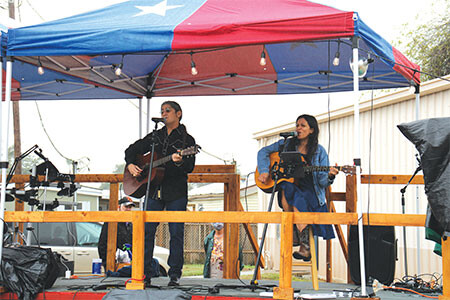 entertainers 5253 In Six Days