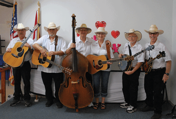 Gid R DOne 2022 Band picture web