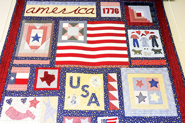 20220126 MHM Quilt Show GU 2683
