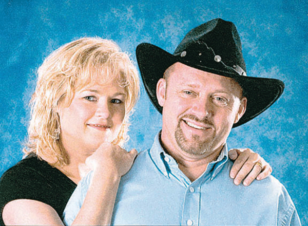 20221207 Gordy Debbie 3 web