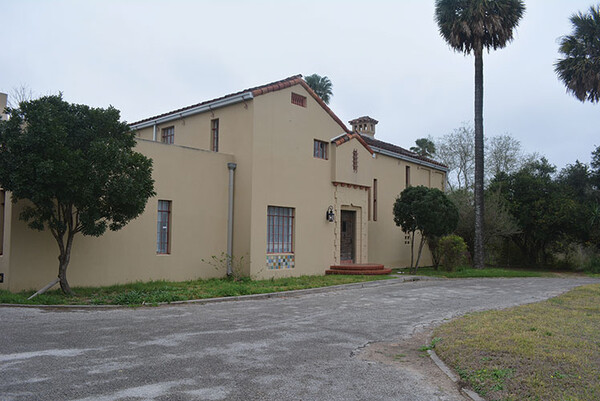 20221026 Frontera Skaggs DSC 1188 web
