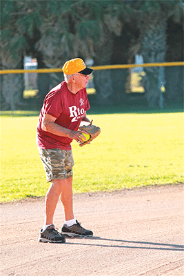 20211029 Veterans Softball HMiller IMG 4602 web