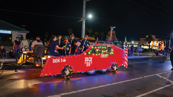 20221116 SPI Christmas Parade web