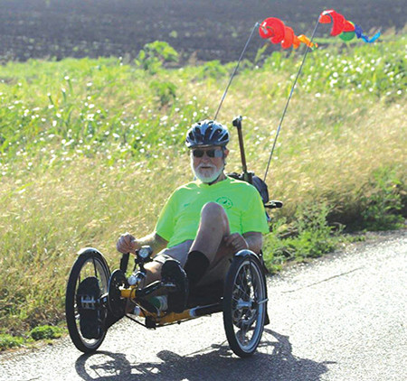 20200325 Bicycling 90 year old rider at Jalapeno 100