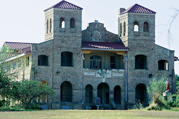 mission DY St Joseph and St Peter Seminary 600px